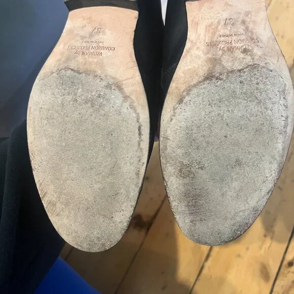 Women by Common Projects black leather loafer - Picture 9 of 9